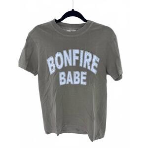NEW FAIRE women's bonfire babe tee in olive
